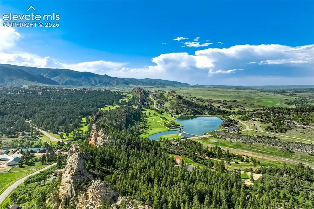 4998 Chippewa Drive Larkspur, CO 80118