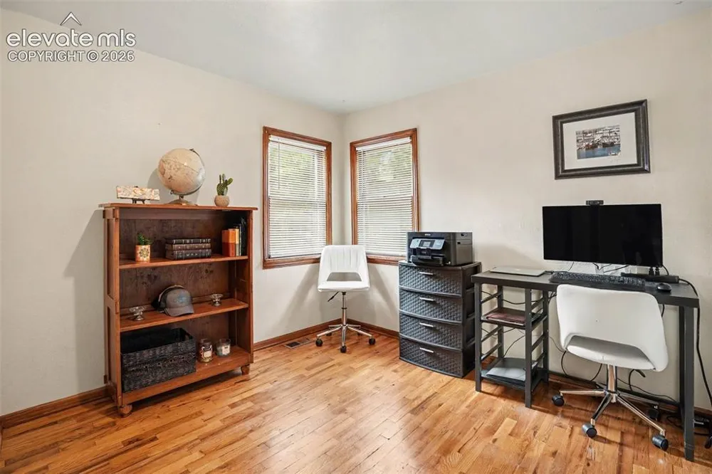 105 Via San Miguel Manitou Springs, CO 80829