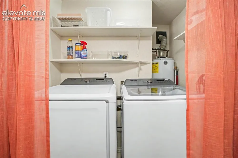 105 Via San Miguel Manitou Springs, CO 80829