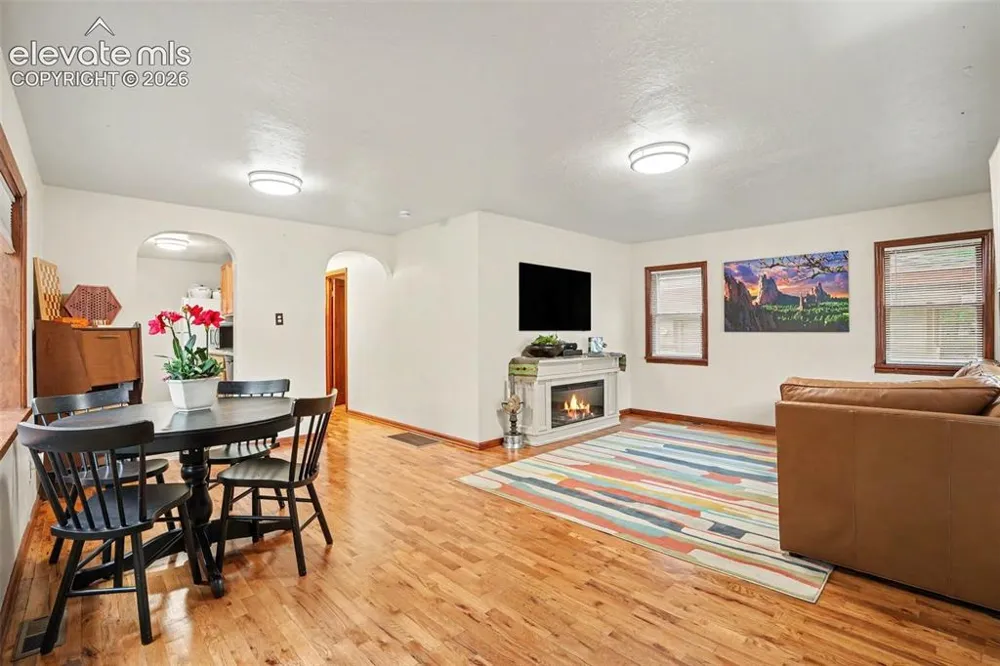 105 Via San Miguel Manitou Springs, CO 80829
