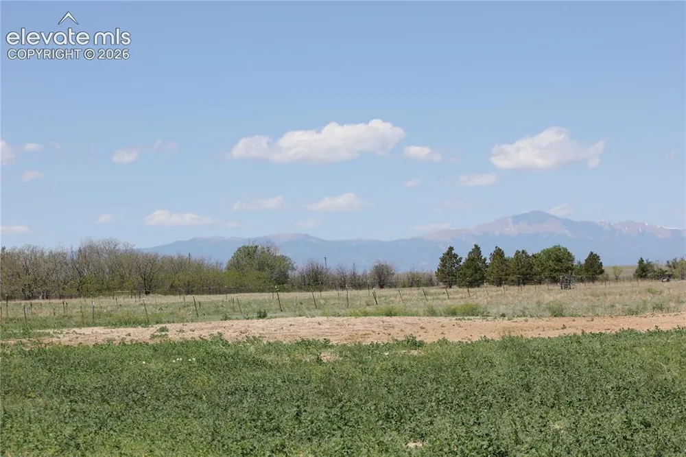6060 Coyote Lane Peyton, CO 80831