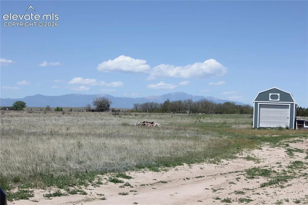 6060 Coyote Lane Peyton, CO 80831
