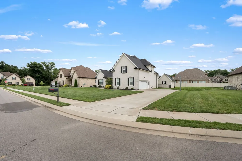 1505 Addi Jo Ct Christiana, TN 37037