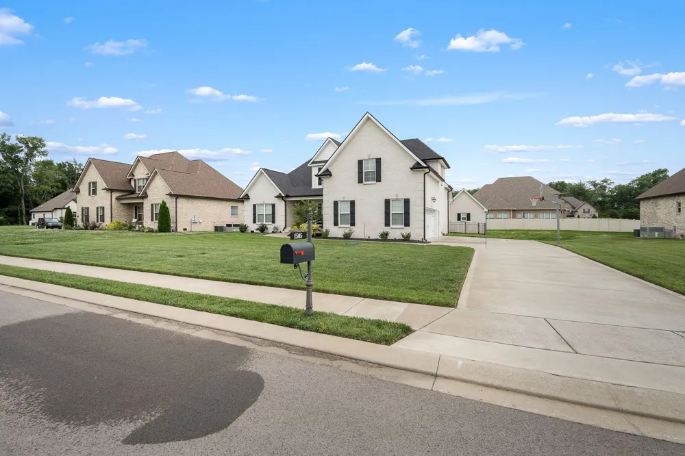 1505 Addi Jo Ct Christiana, TN 37037