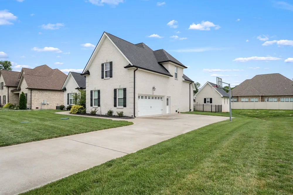 1505 Addi Jo Ct Christiana, TN 37037