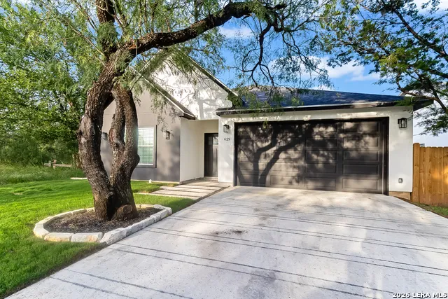 629 ASPEN LN Cottonwood Shores, TX 78657