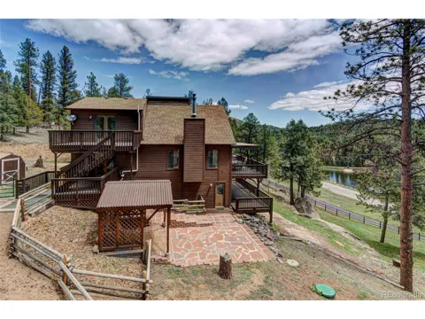 497 Woodside Drive