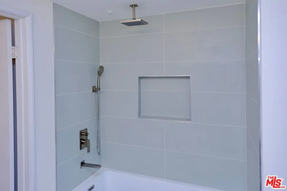 13200 Pacific #212 Playa Vista, CA 90094