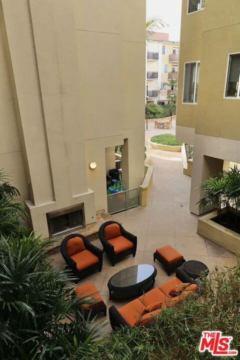 13200 Pacific #212 Playa Vista, CA 90094