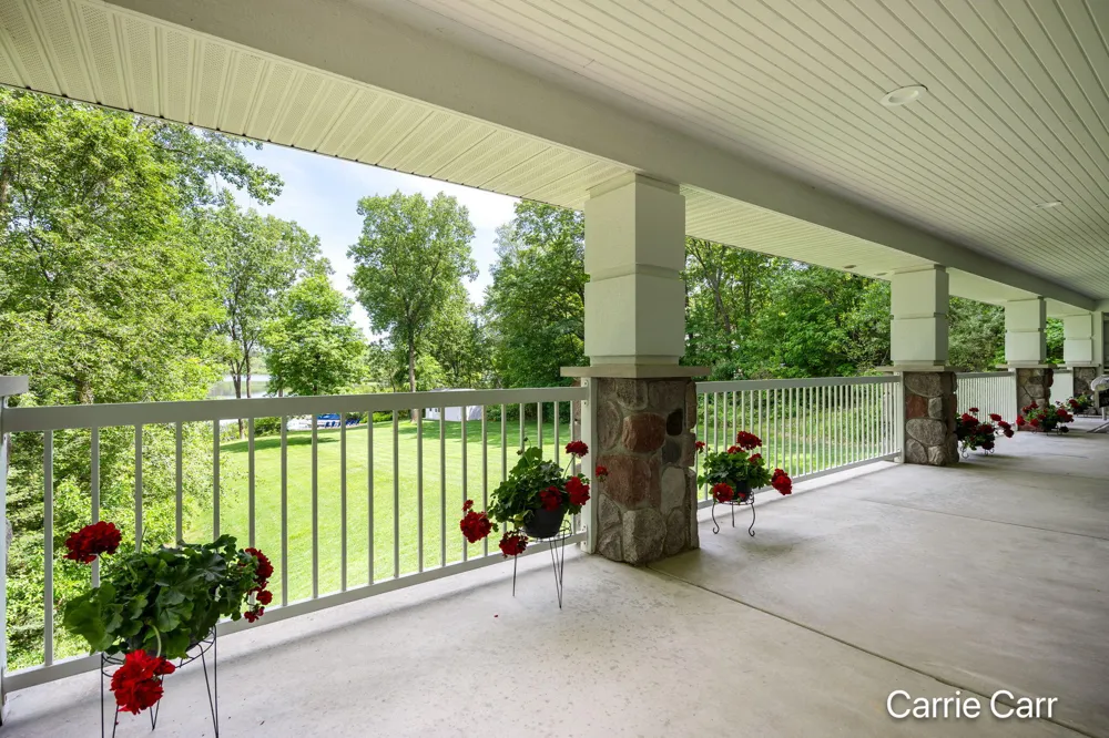 8170 Freska Lake Drive NE Comstock Park, MI 49321