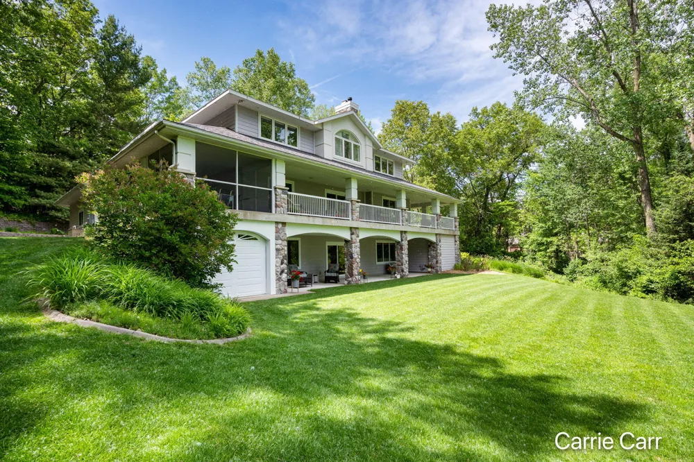8170 Freska Lake Drive NE Comstock Park, MI 49321