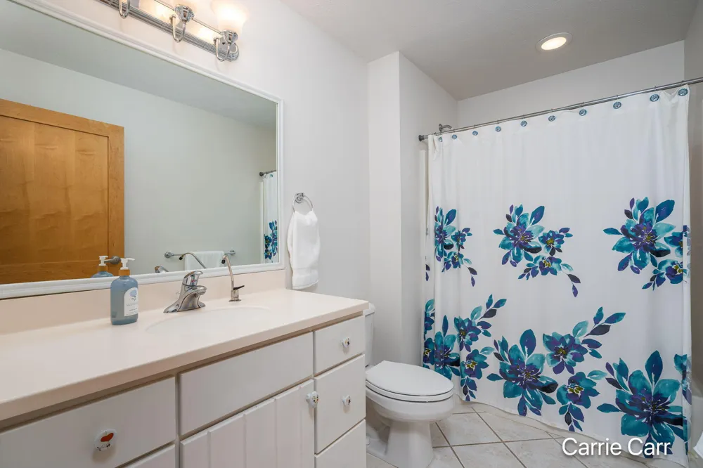 8170 Freska Lake Drive NE Comstock Park, MI 49321