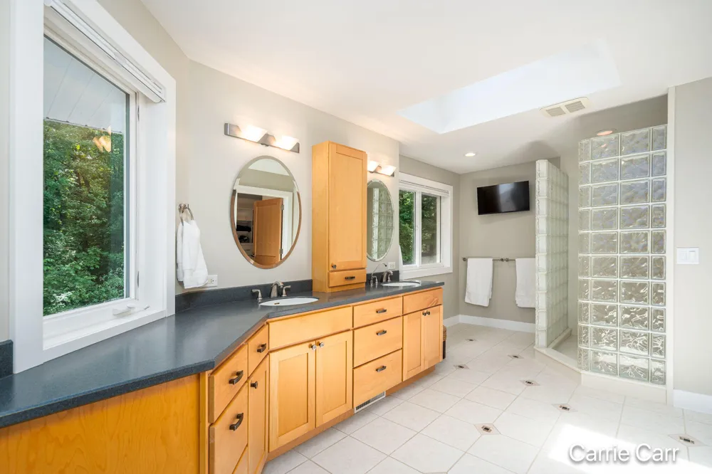 8170 Freska Lake Drive NE Comstock Park, MI 49321