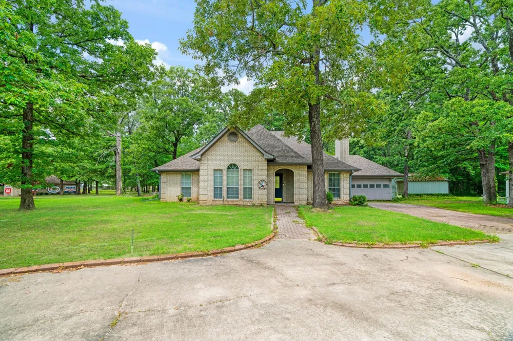 455 Timber Lakes Dr Powderly, TX 75473