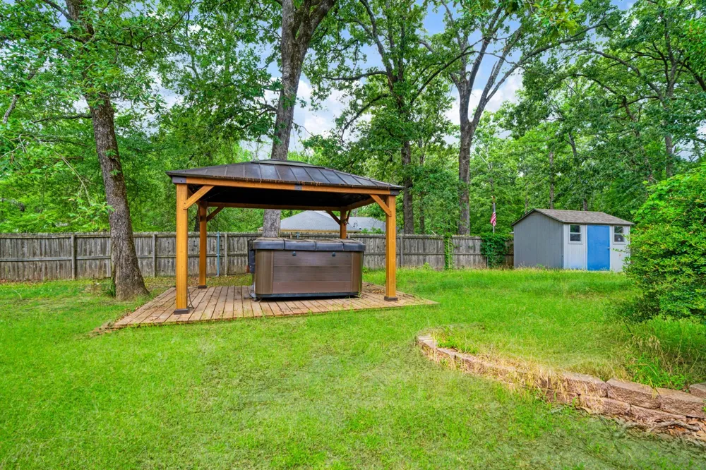455 Timber Lakes Dr Powderly, TX 75473