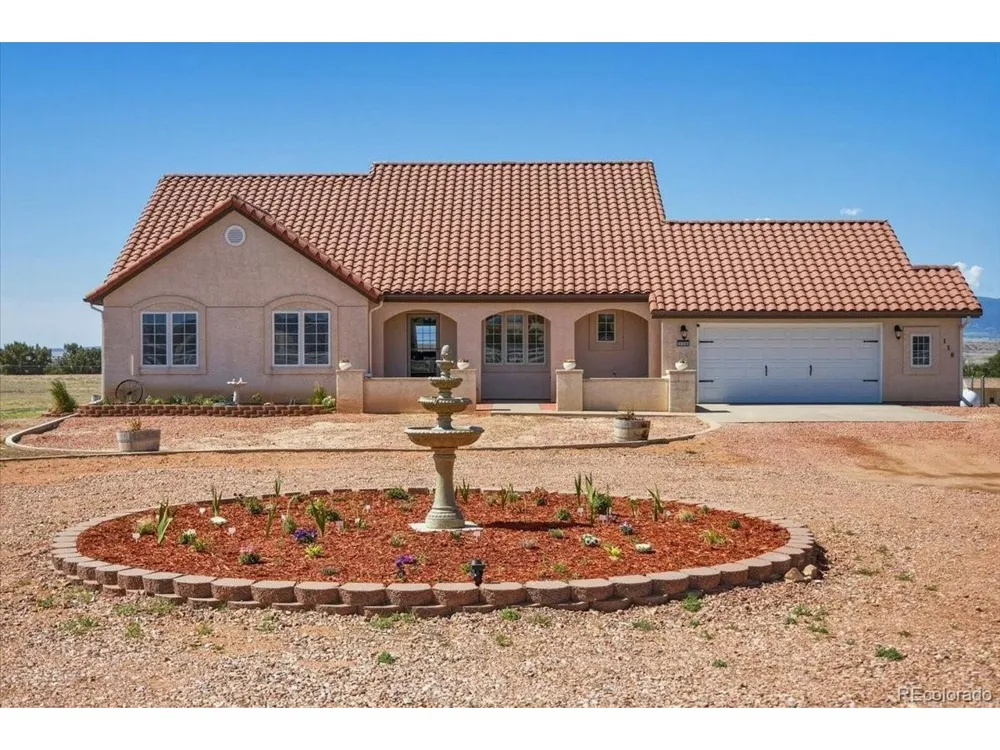 116 Top Notch Trail Penrose, CO 81240