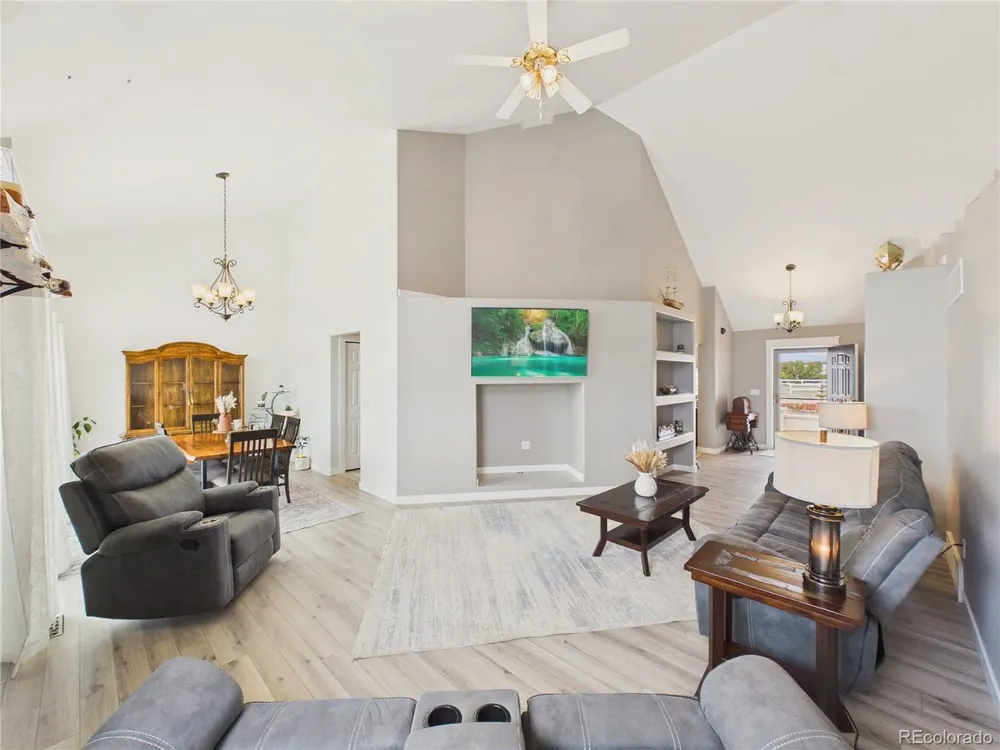116 Top Notch Trail Penrose, CO 81240