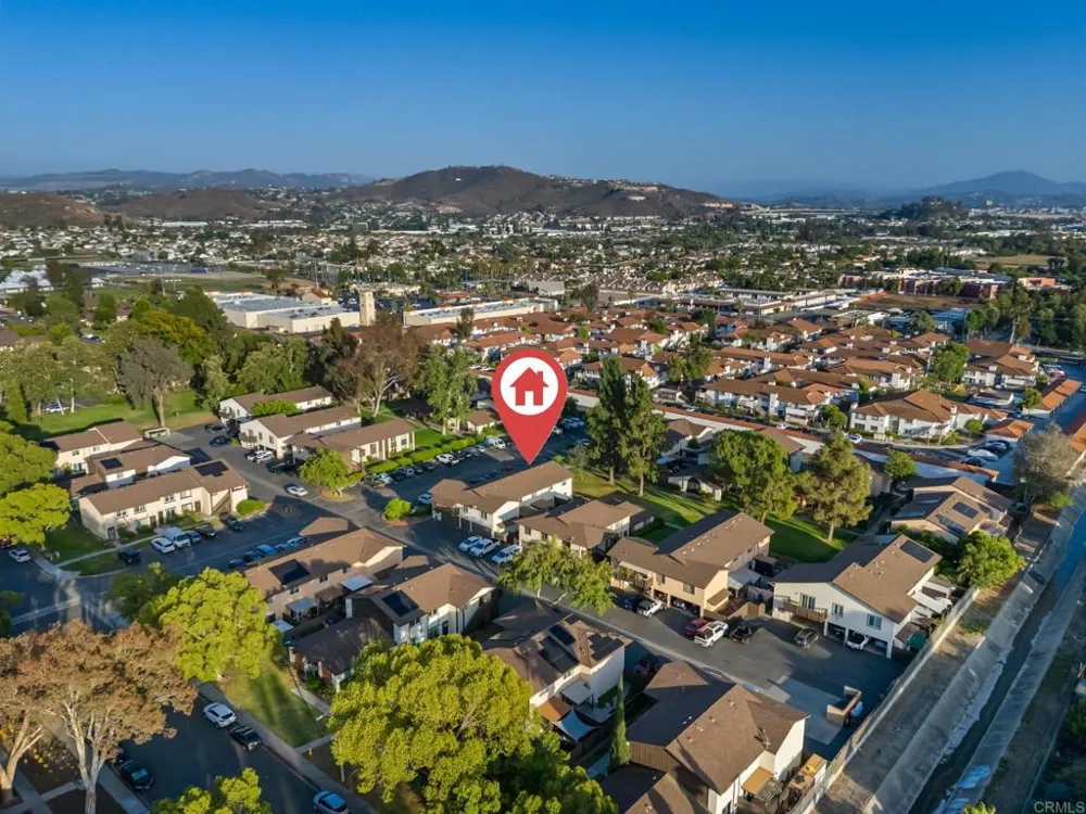 10132 Peaceful Court Santee, CA 92071