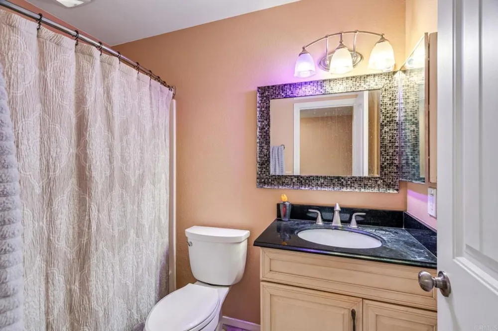 10132 Peaceful Court Santee, CA 92071