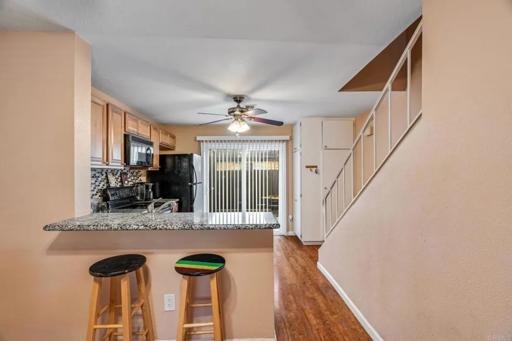 10132 Peaceful Court Santee, CA 92071