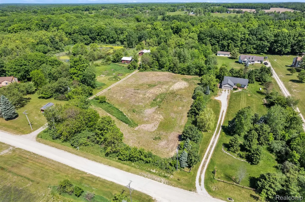 Charles Huff Road Howell City, MI 48855