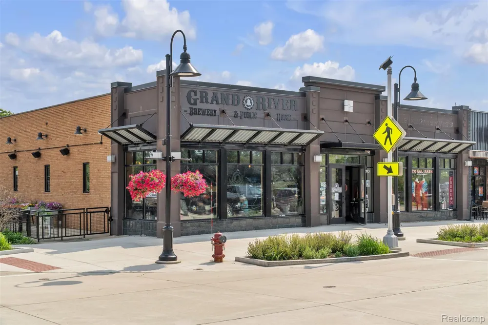 Charles Huff Road Howell City, MI 48855