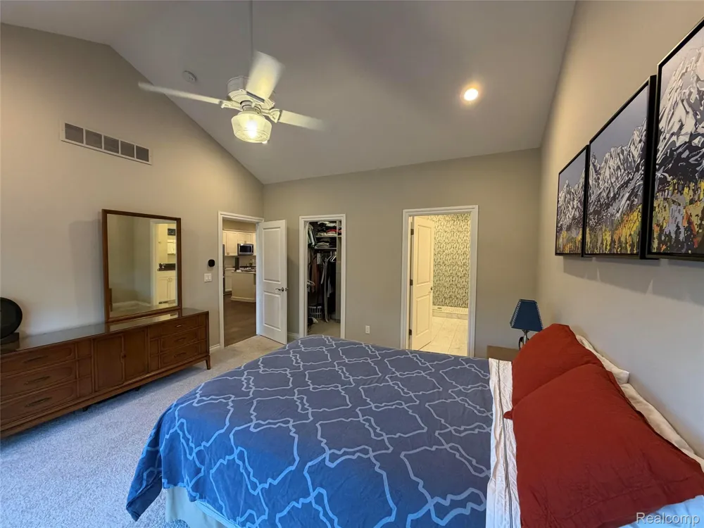 3604 Bay Harbor Drive #78 Brighton Township, MI 48114
