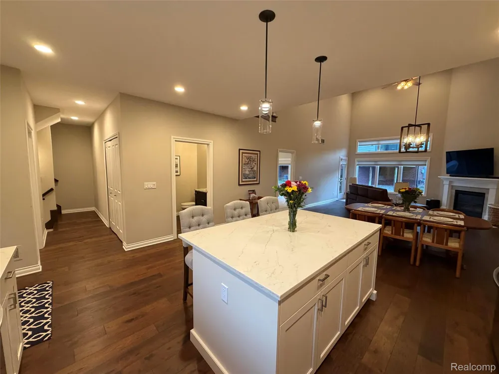 3604 Bay Harbor Drive #78 Brighton Township, MI 48114