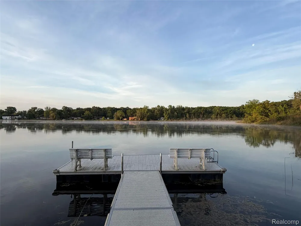 3604 Bay Harbor Drive #78 Brighton Township, MI 48114