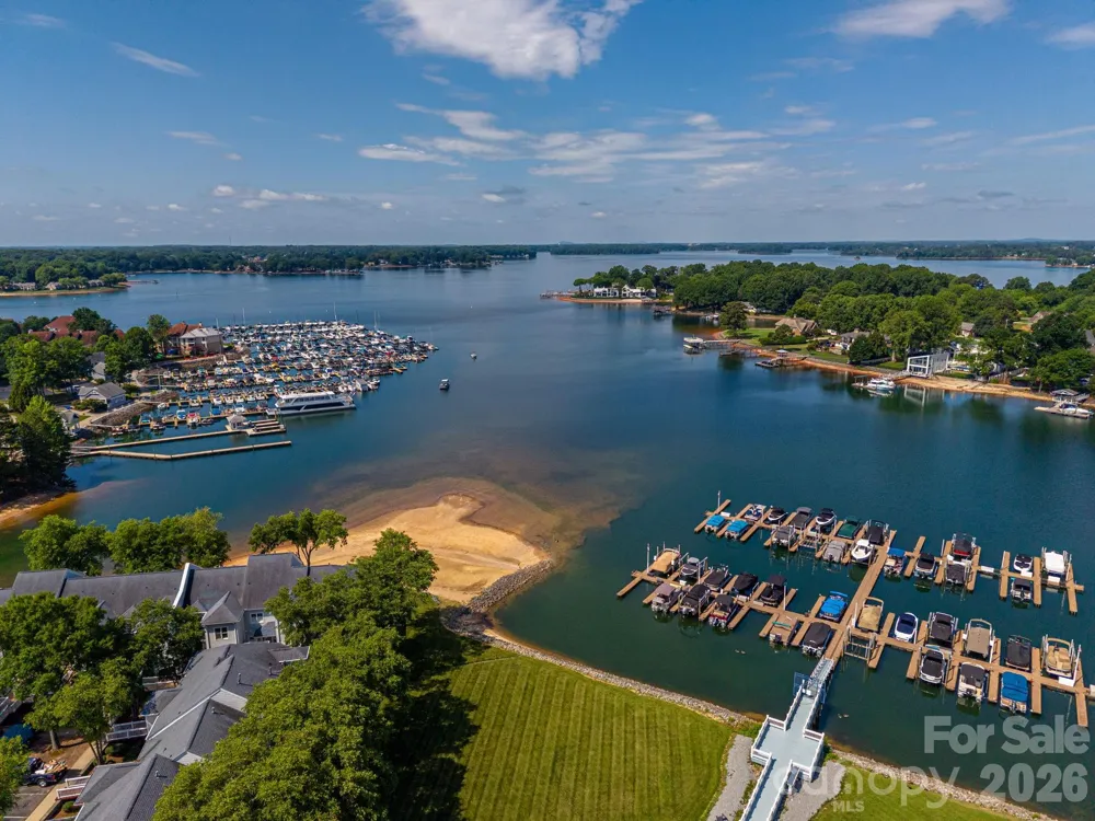 18736 Nautical Drive #202 Cornelius, NC 28031