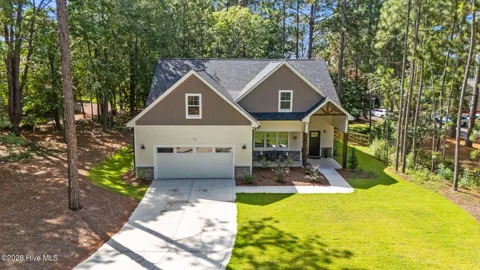 102 Dartmoor Lane