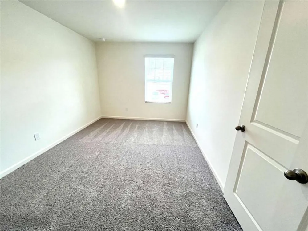 303 Hyde Park Winder, GA 30680