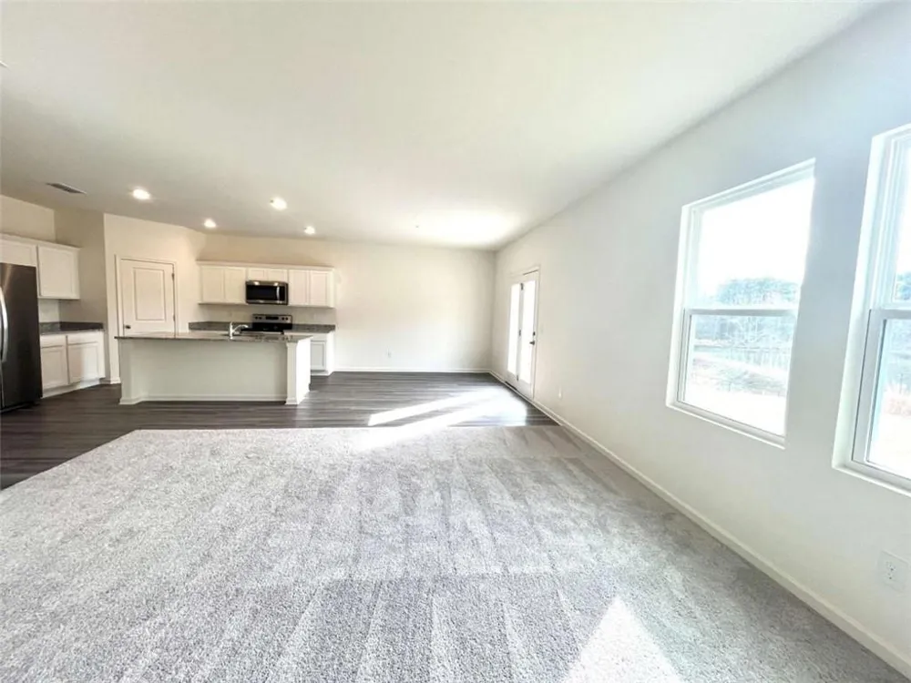 303 Hyde Park Winder, GA 30680