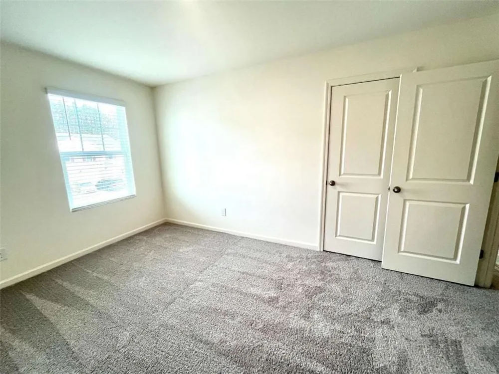 303 Hyde Park Winder, GA 30680
