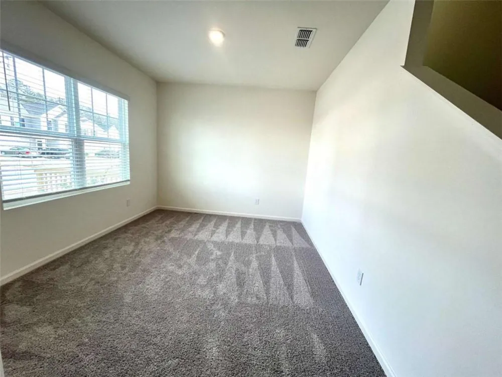 303 Hyde Park Winder, GA 30680
