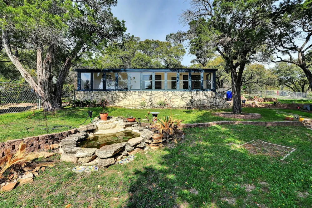 10612 Lakeside Drive Jonestown, TX 78645