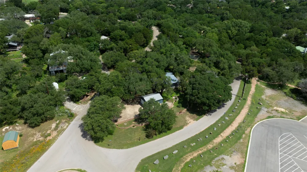 10612 Lakeside Drive Jonestown, TX 78645