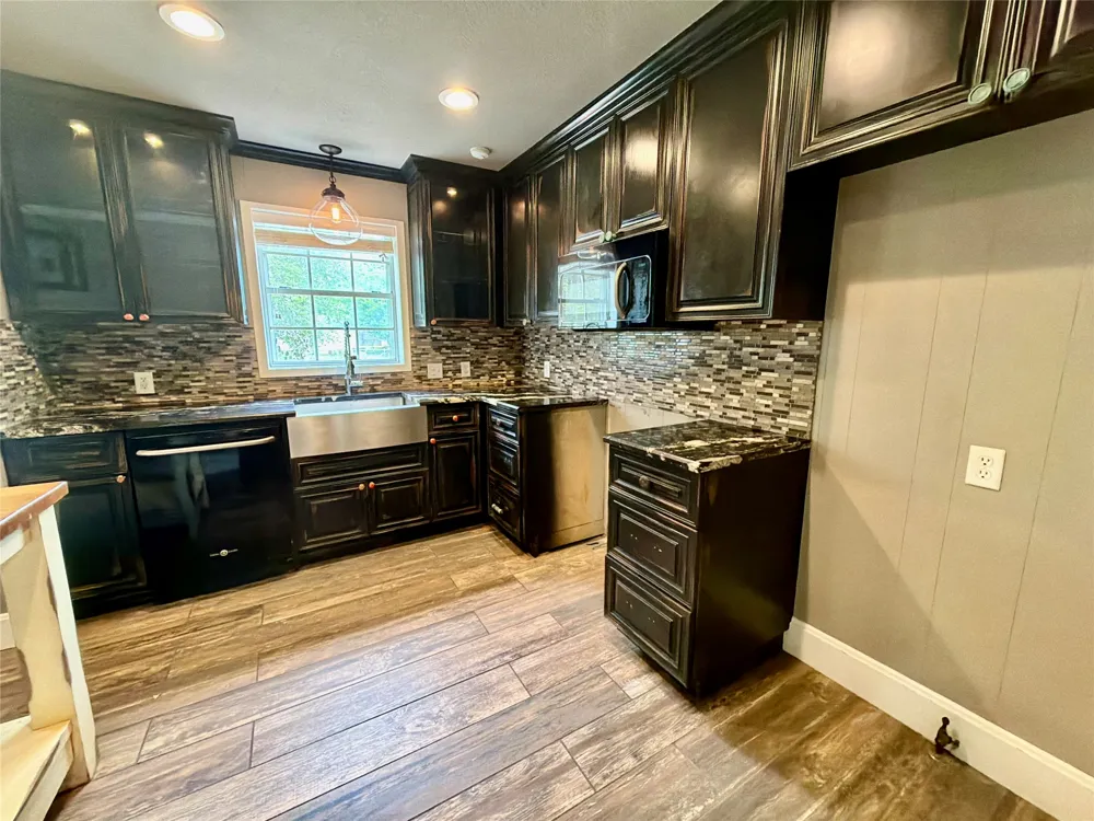 900 S Seaman Street Eastland, TX 76448