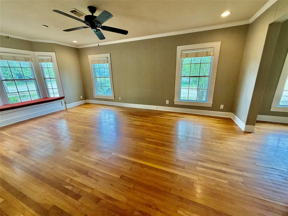 900 S Seaman Street Eastland, TX 76448