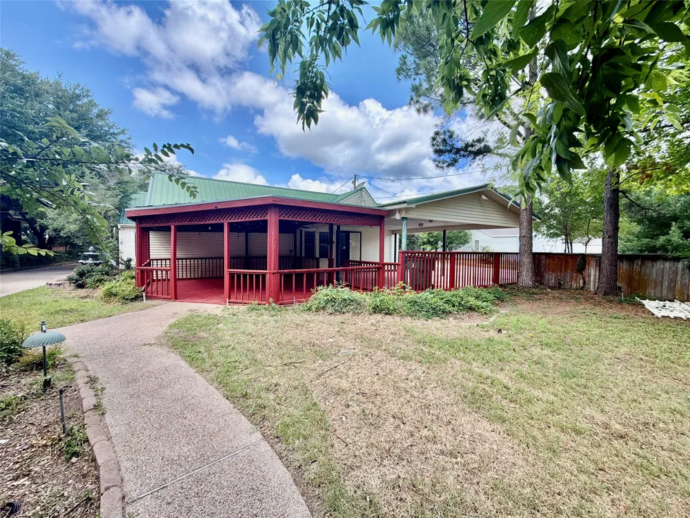 900 S Seaman Street Eastland, TX 76448