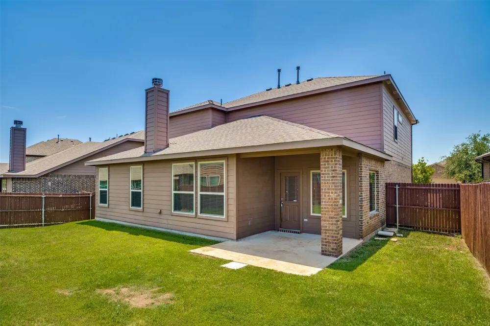 2925 Cedar Ridge Lane Fort Worth, TX 76177