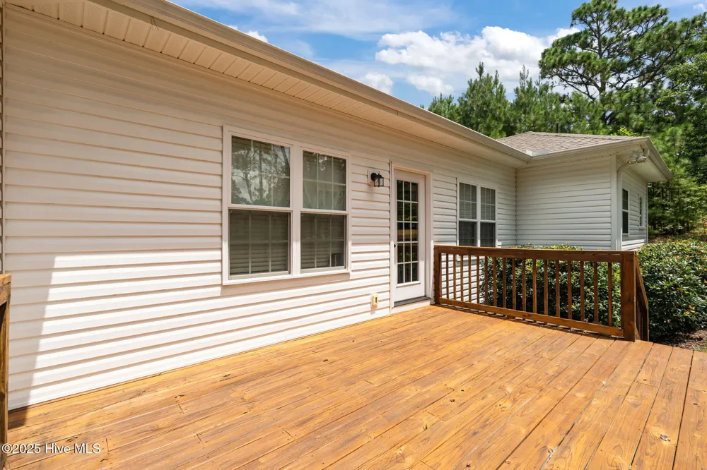 27 Pine Lake Drive Whispering Pines, NC 28327