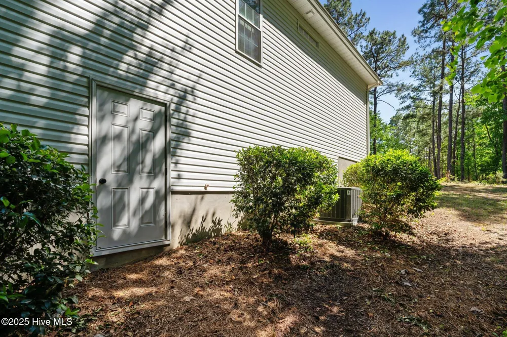 27 Pine Lake Drive Whispering Pines, NC 28327
