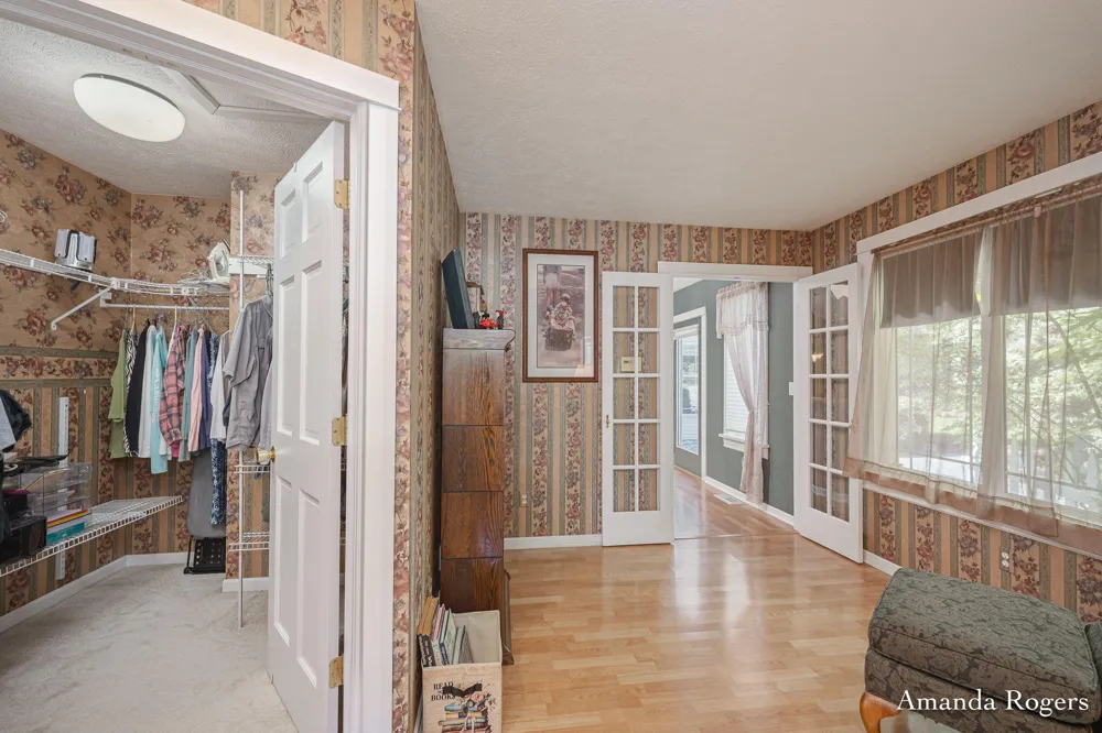 2295 Fallasburg Park Drive NE Lowell, MI 49331