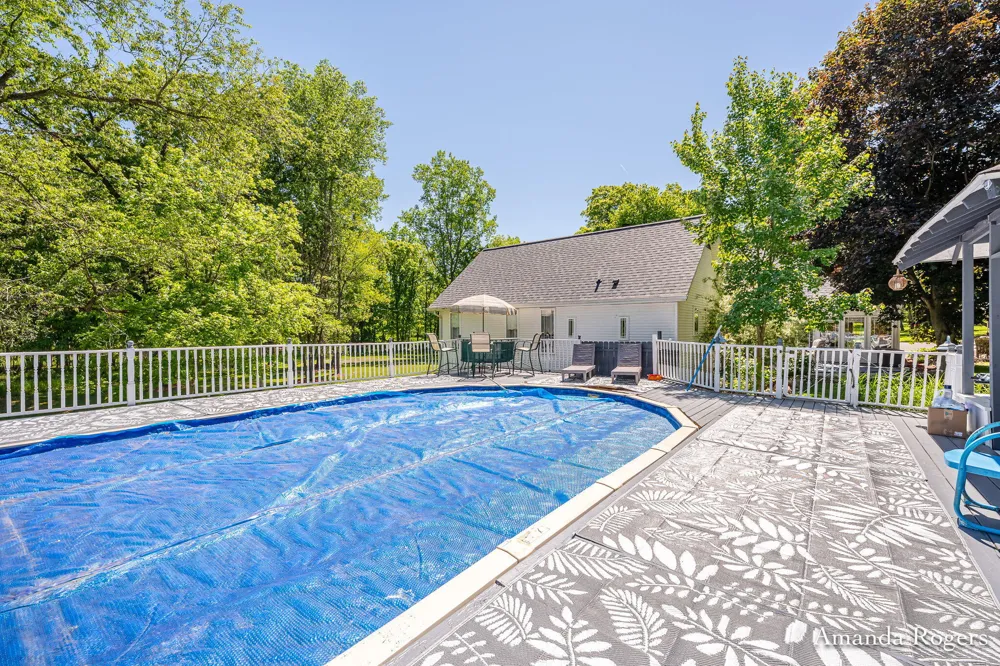 2295 Fallasburg Park Drive NE Lowell, MI 49331