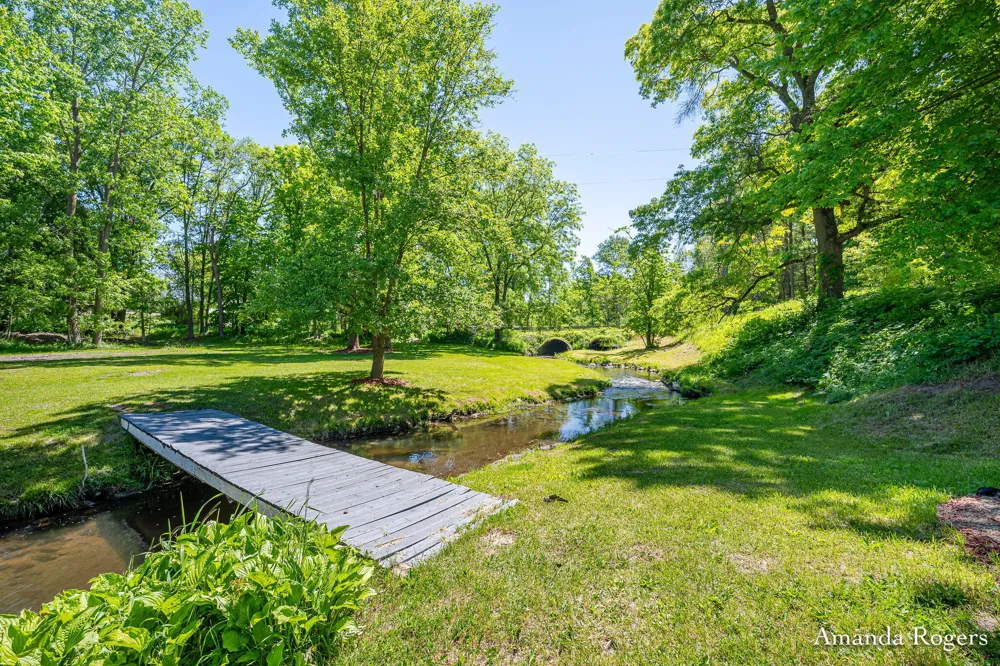 2295 Fallasburg Park Drive NE Lowell, MI 49331