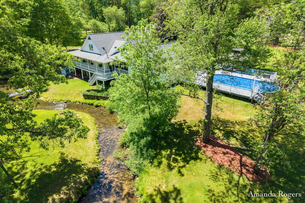 2295 Fallasburg Park Drive NE Lowell, MI 49331