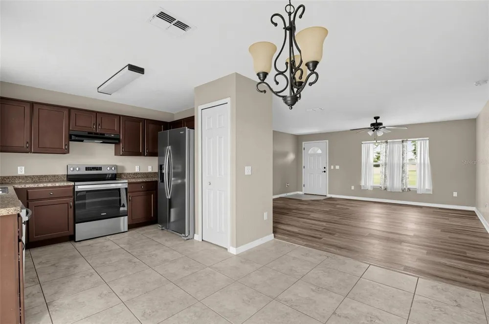 176 JUNIPER LOOP CIRCLE ocala, FL 34480