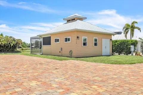 8168 SW SAND CRANE CIRCLE