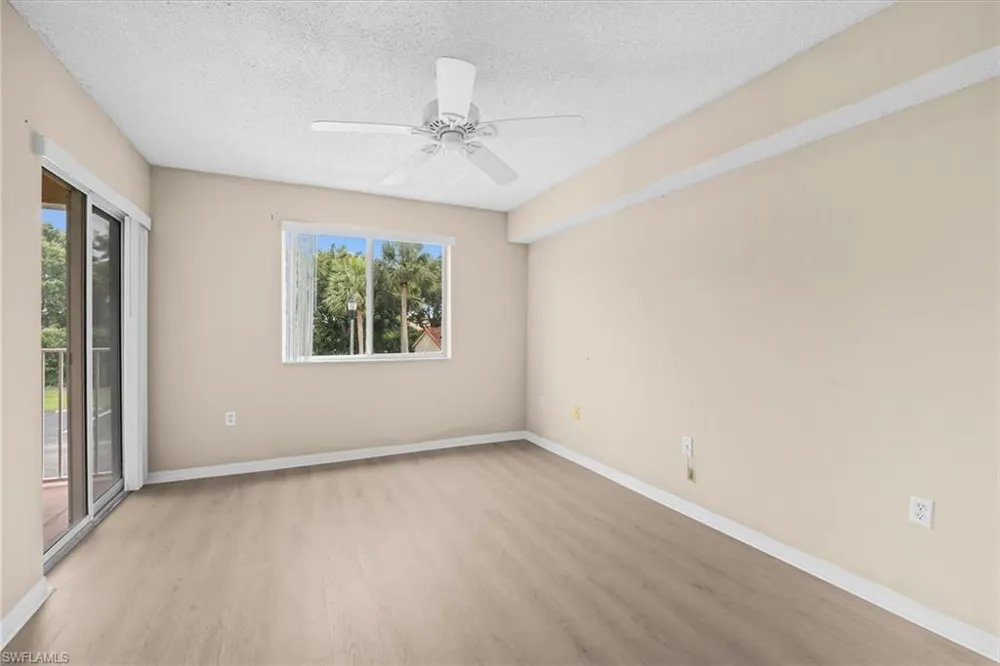 1590 S 42ND CIRCLE #209 Vero Beach, FL 32967